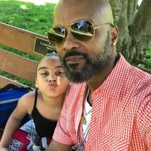 Meet your Posher, Wayne